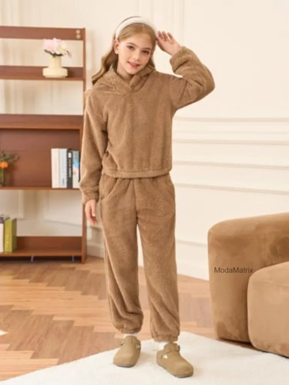 2 Piece Girls Fuzzy Bear Ear Hoodie & Jogger Sweatsuit Set